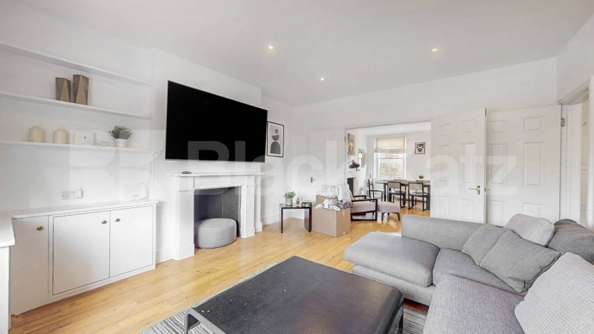 Luxurious Three-Bedroom Marylebone Residence on Prestigious Montagu Street Montagu Street, Marylebone